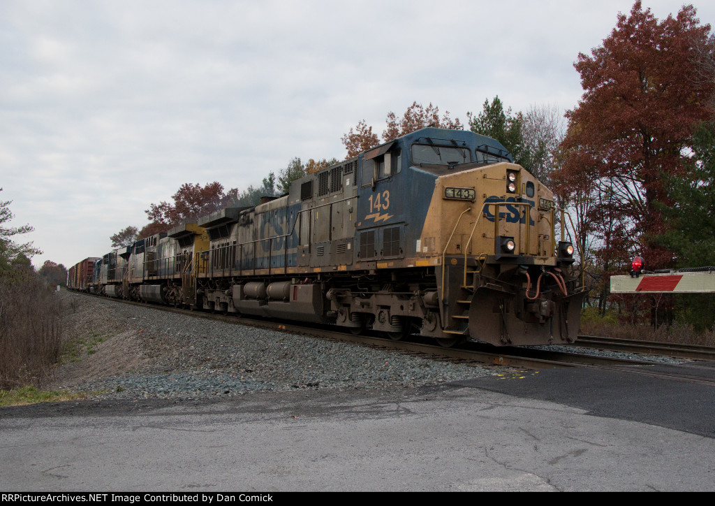 CSX 143 Leads Q626 at Game Farm Rd. 